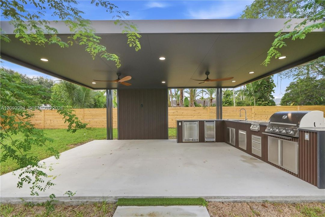 En Venta: $3,899,999 (7 camas, 5 baños, 5710 Pies cuadrados)