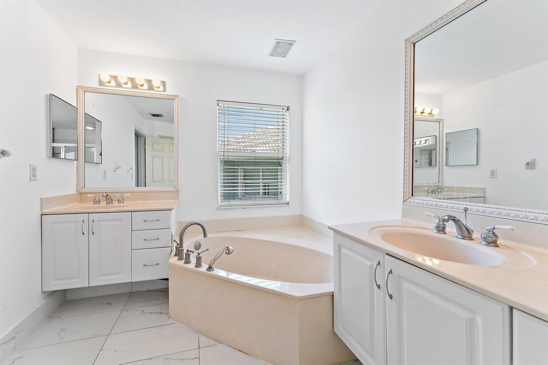 033-3210ElCaminoReal-WestPalmBeach-SMALL