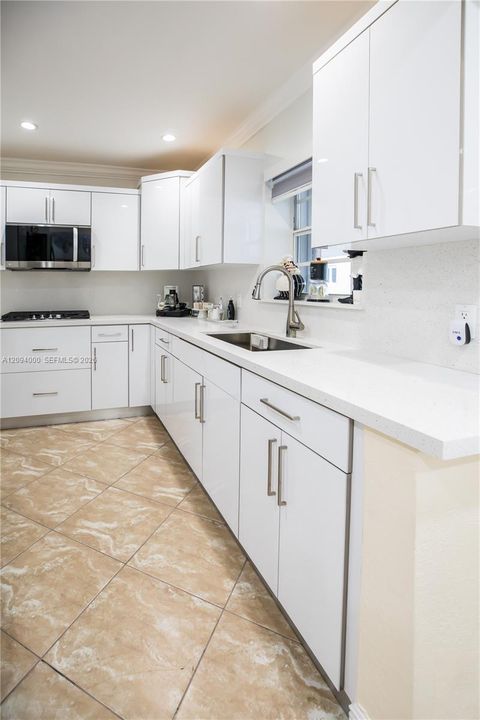 For Sale: $707,700 (4 beds, 2 baths, 1345 Square Feet)