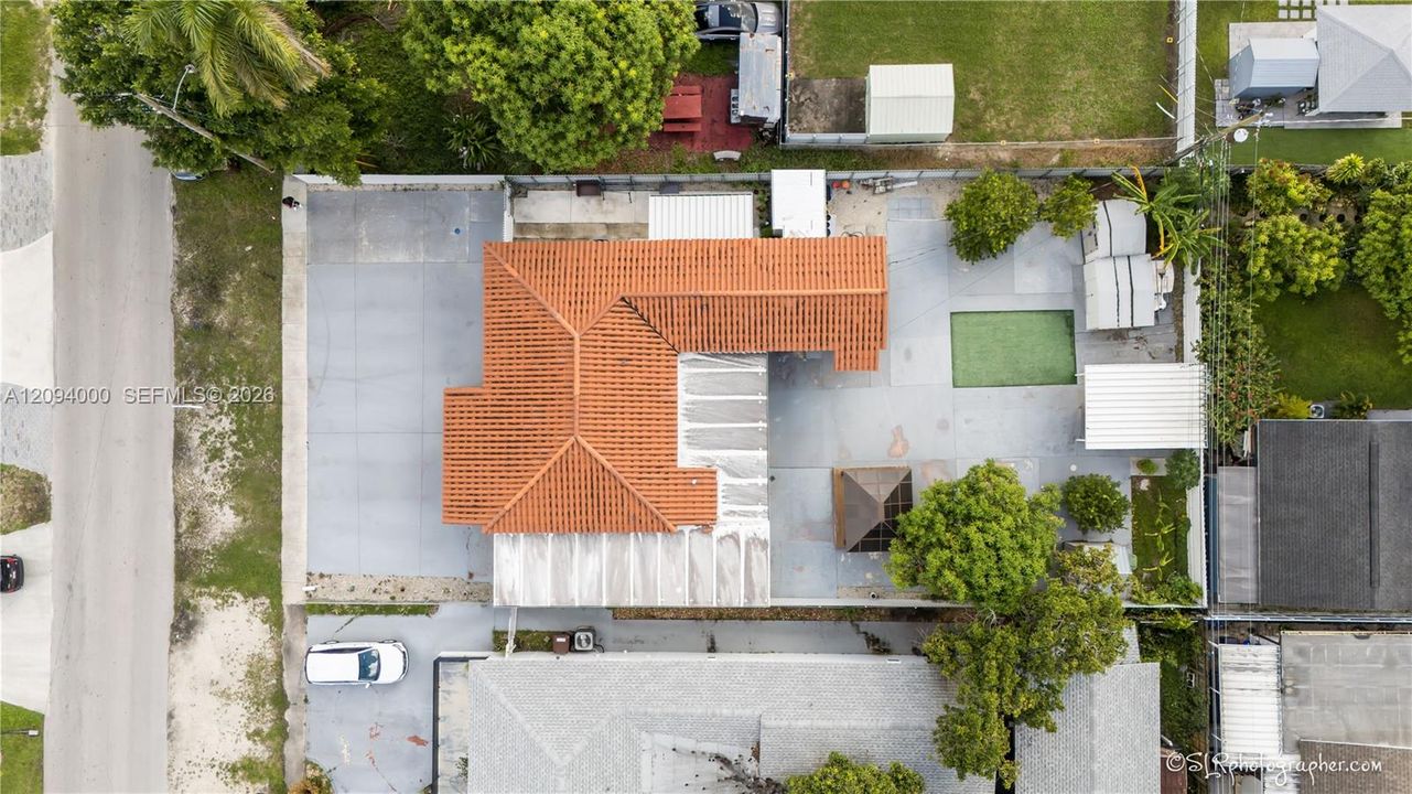 For Sale: $707,700 (4 beds, 2 baths, 1345 Square Feet)
