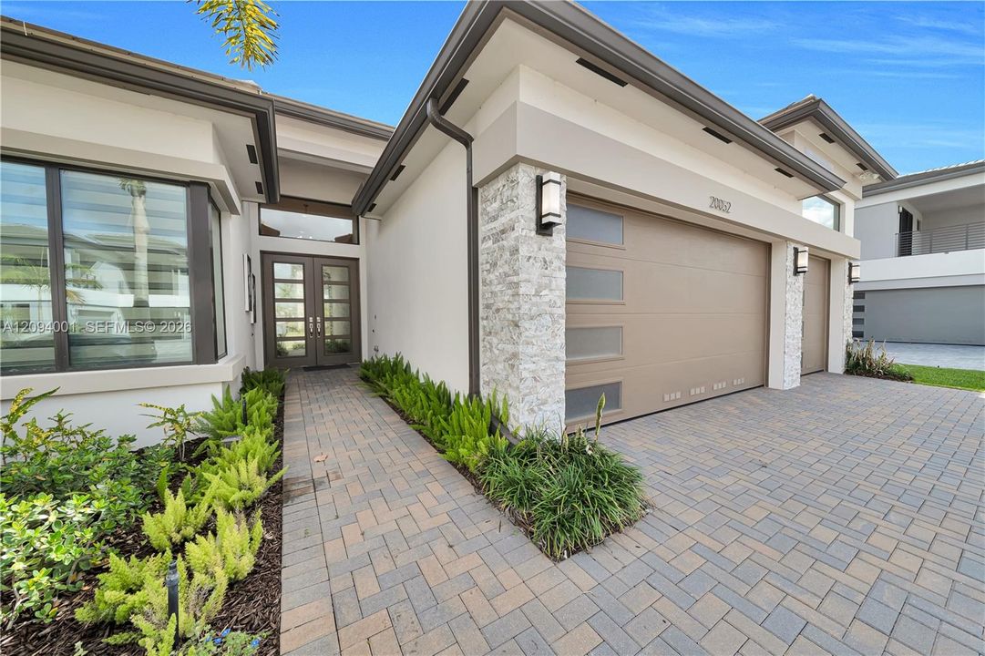 For Rent: $12,000 (4 beds, 4 baths, 3106 Square Feet)