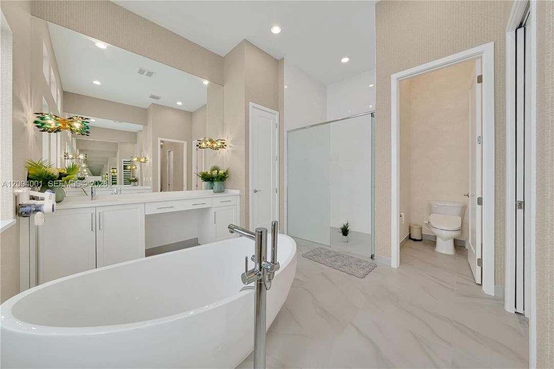 For Rent: $12,000 (4 beds, 4 baths, 3106 Square Feet)