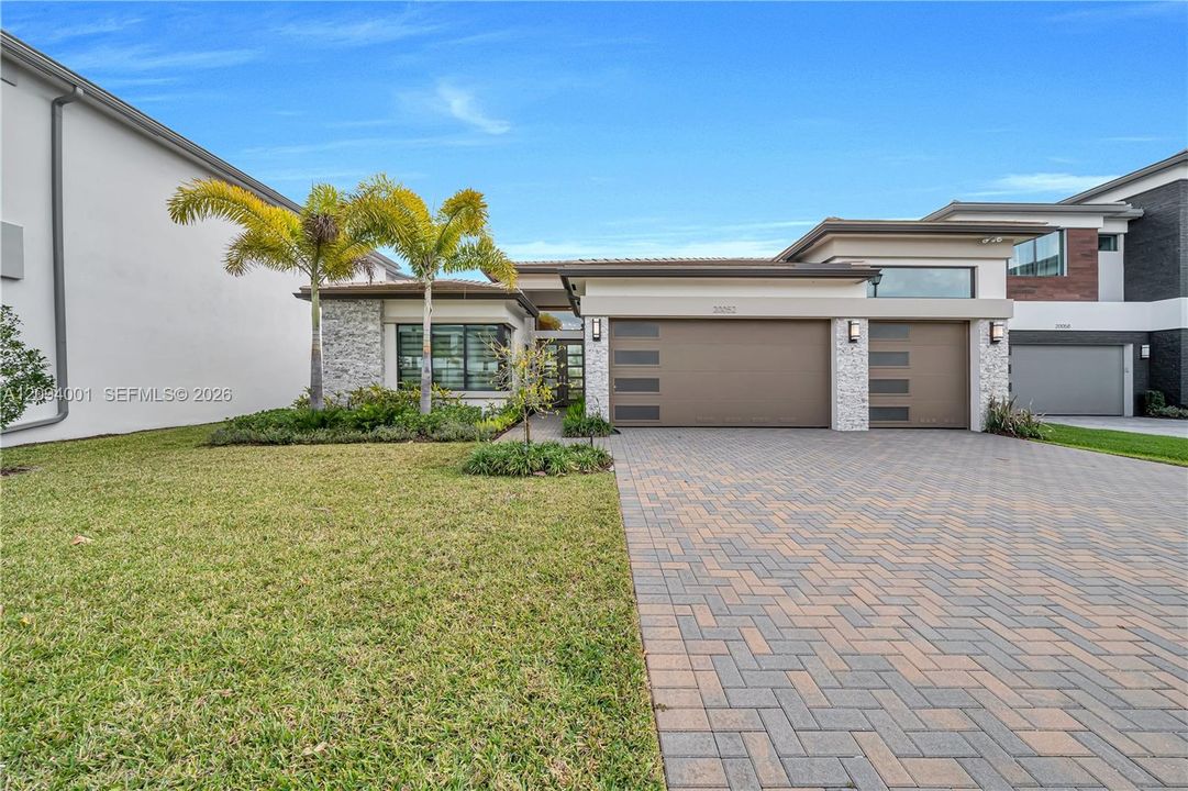 For Rent: $12,000 (4 beds, 4 baths, 3106 Square Feet)