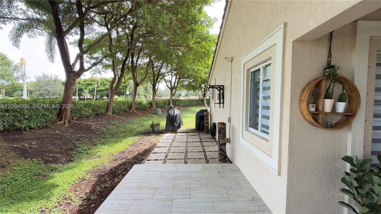 En Venta: $749,000 (3 camas, 2 baños, 1533 Pies cuadrados)
