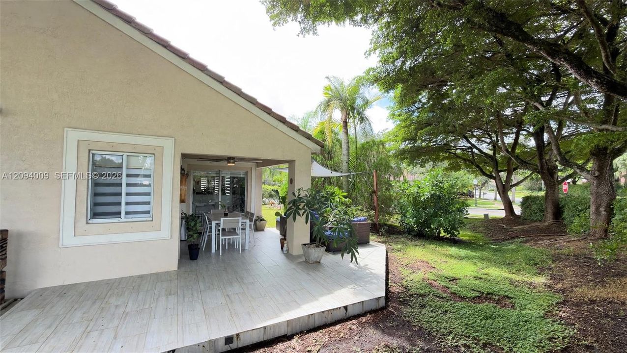 En Venta: $749,000 (3 camas, 2 baños, 1533 Pies cuadrados)