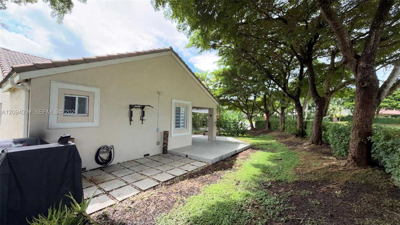 En Venta: $749,000 (3 camas, 2 baños, 1533 Pies cuadrados)