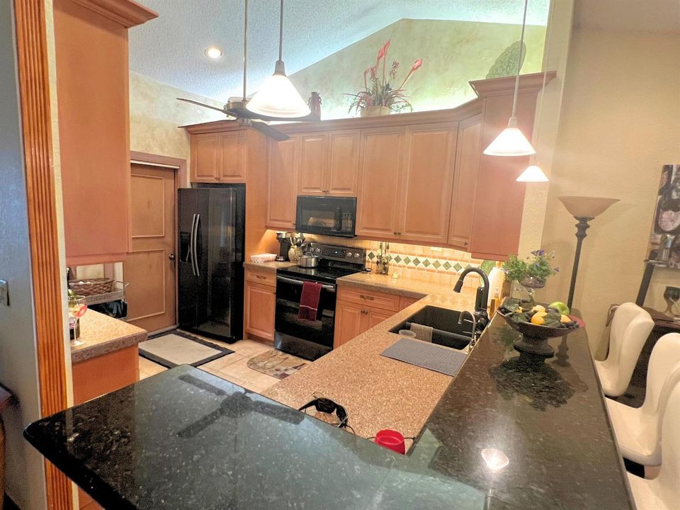 7300 NW 44th Terr (14)