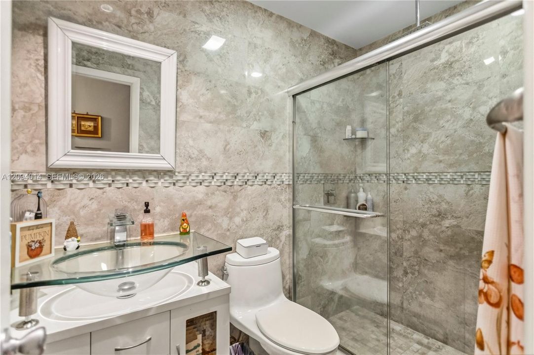 На продажу: $690,000 (3 спален, 2 ванн, 1179 Квадратных фут)