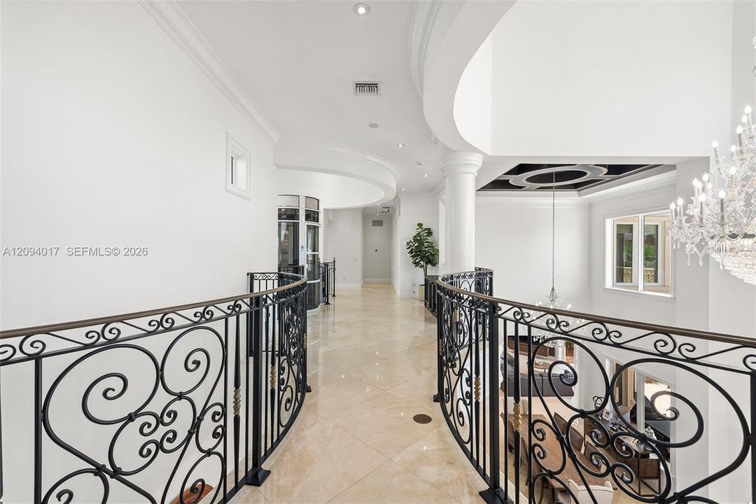 For Sale: $6,799,000 (5 beds, 6 baths, 5242 Square Feet)