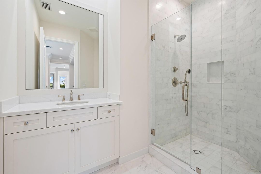 Fourth bathroom