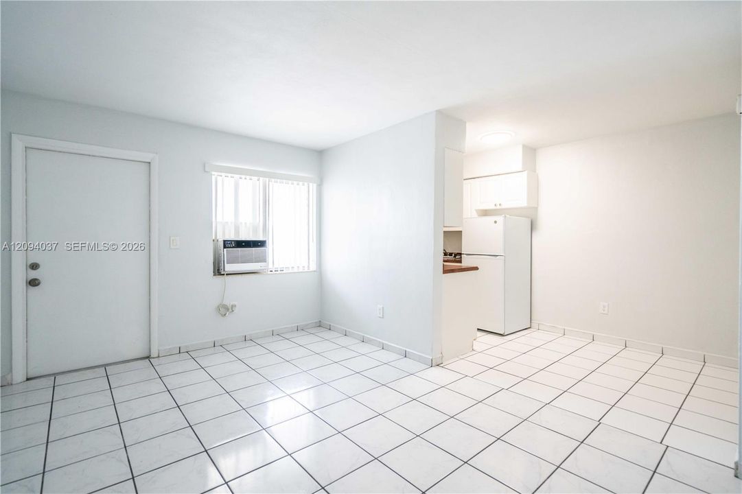 В аренду: $1,800 (1 спален, 1 ванн, 610 Квадратных фут)