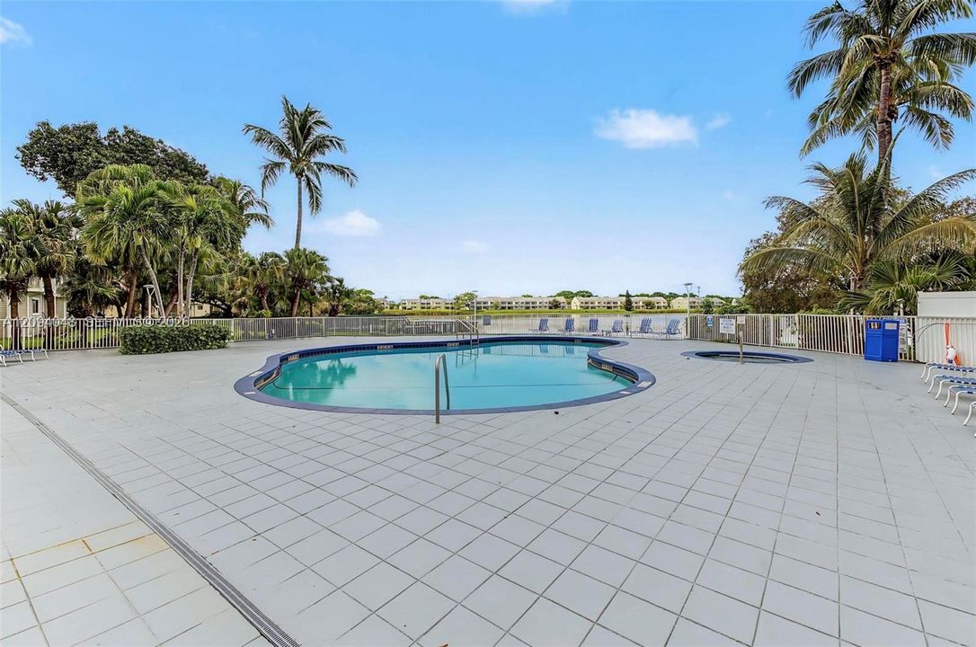 For Rent: $2,200 (2 beds, 2 baths, 1096 Square Feet)