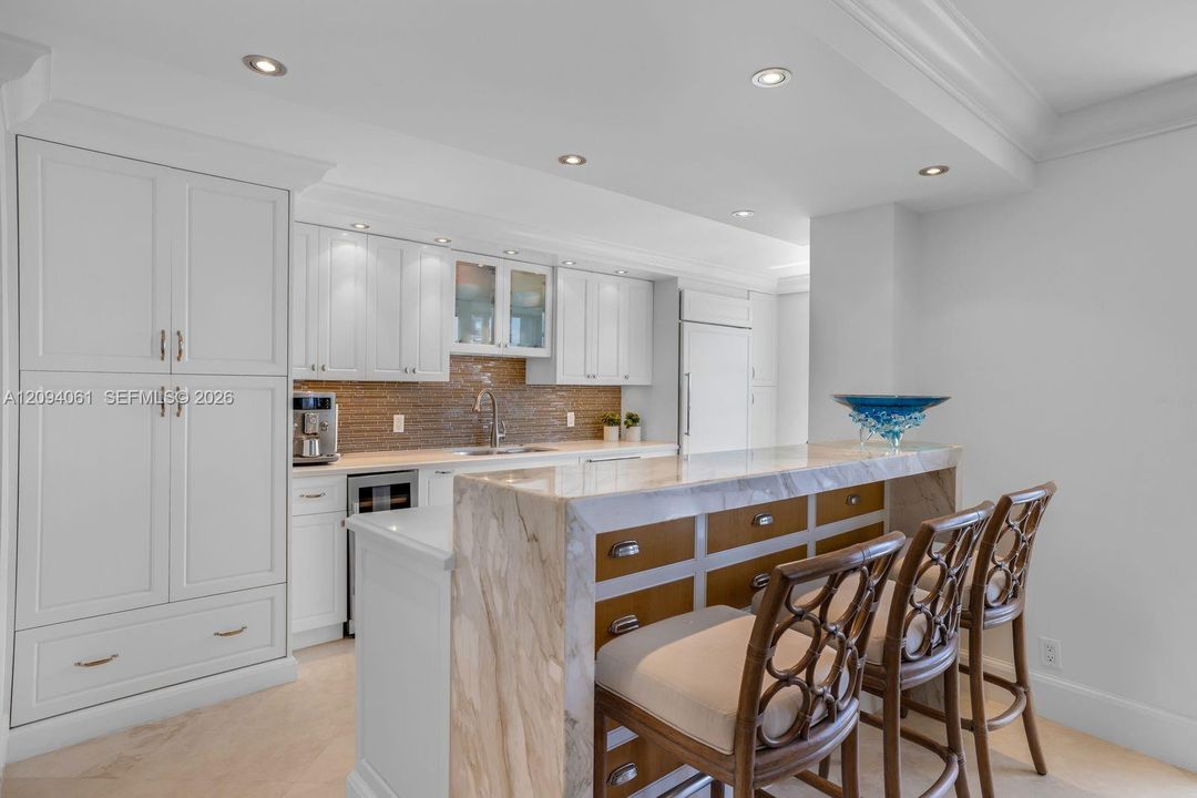 En Venta: $980,000 (2 camas, 2 baños, 1650 Pies cuadrados)