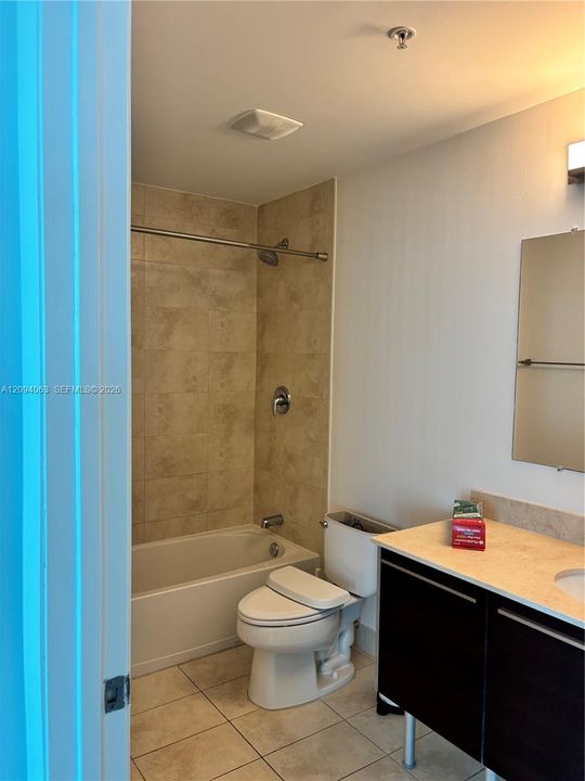 For Rent: $4,300 (2 beds, 2 baths, 1180 Square Feet)