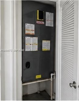 В аренду: $2,700 (2 спален, 1 ванн, 864 Квадратных фут)