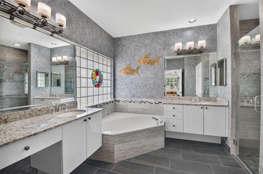 STUNNING Renovated Primary Bath