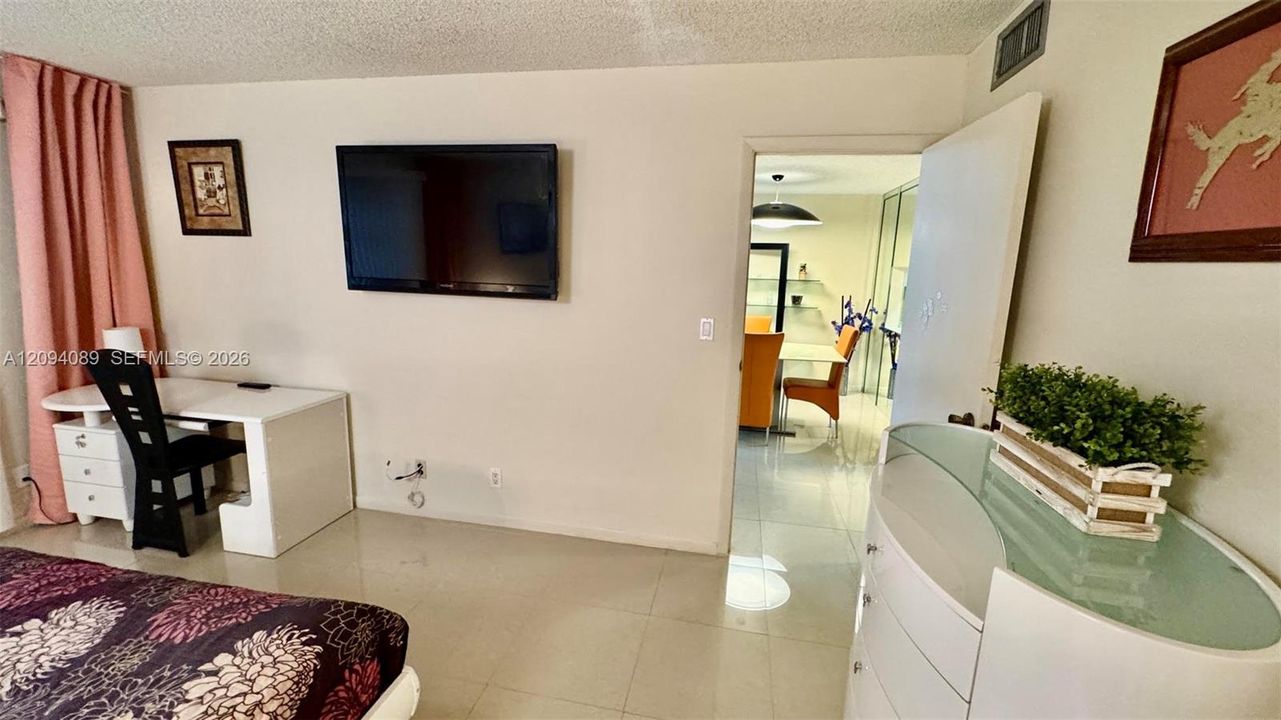 En Venta: $133,000 (1 camas, 1 baños, 770 Pies cuadrados)