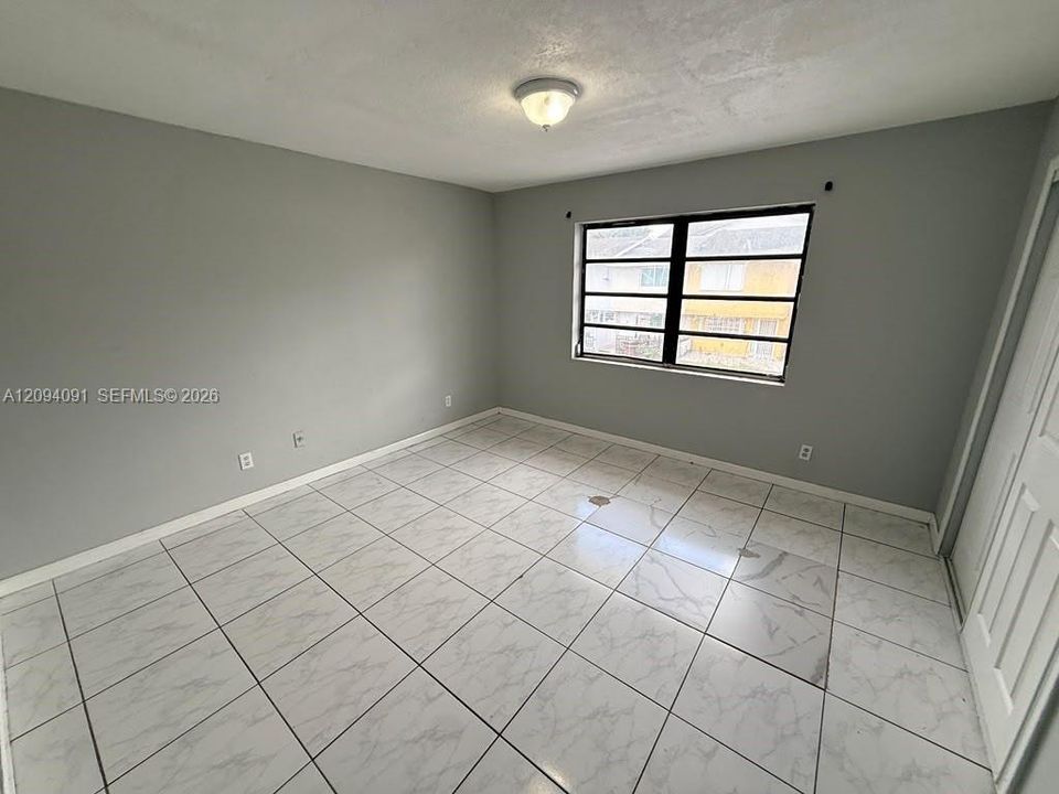 В аренду: $2,700 (3 спален, 2 ванн, 1102 Квадратных фут)