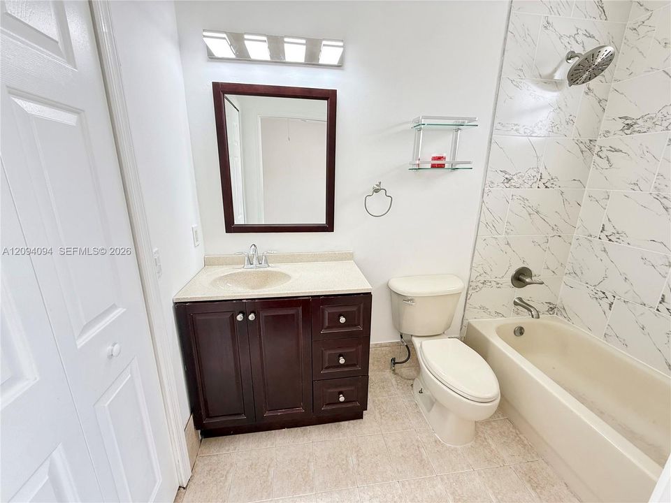 For Rent: $3,100 (3 beds, 2 baths, 1450 Square Feet)