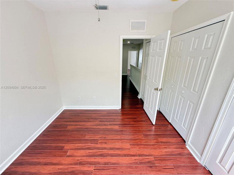 For Rent: $3,100 (3 beds, 2 baths, 1450 Square Feet)