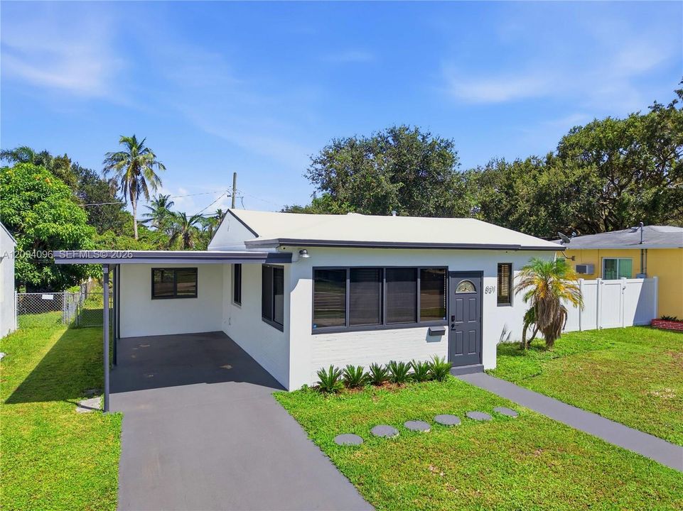 En Venta: $490,000 (3 camas, 1 baños, 0 Pies cuadrados)