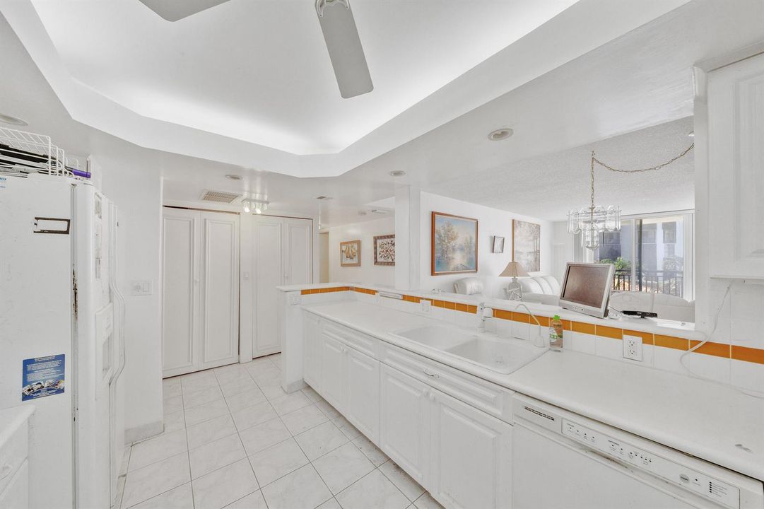 5 Kitchen (4)