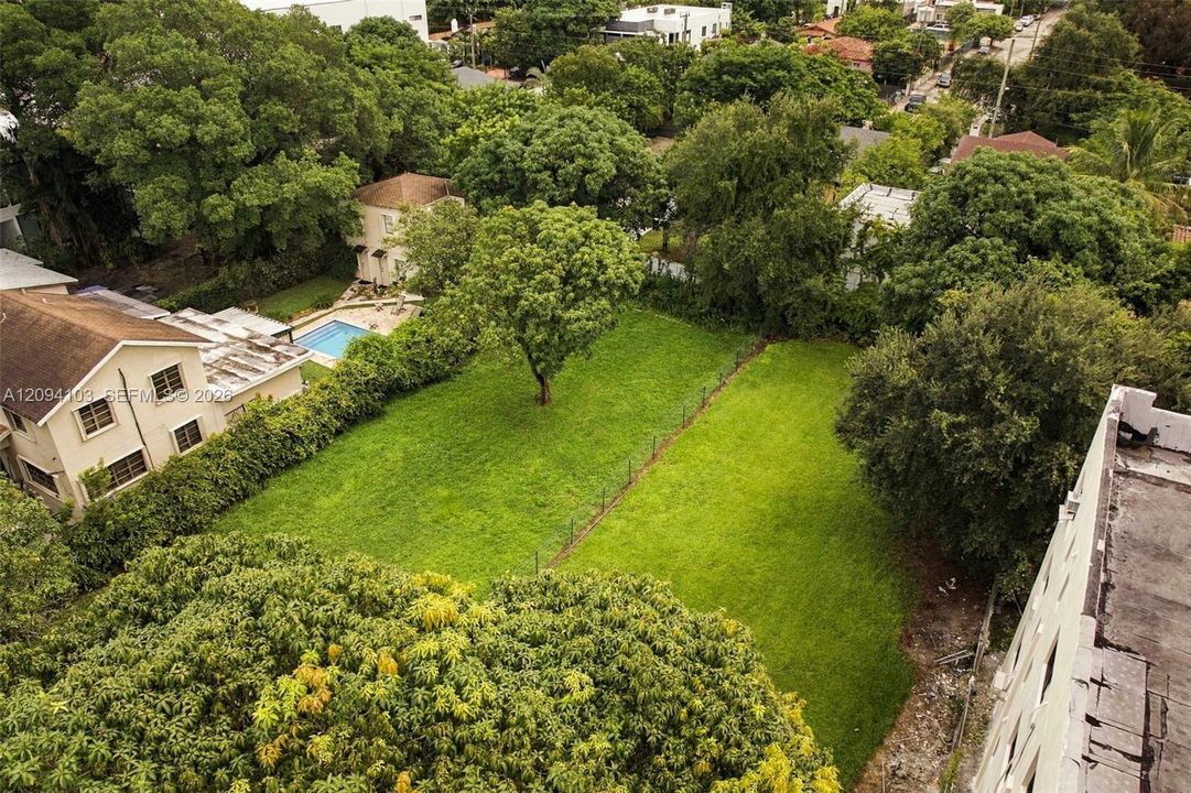 На продажу: $675,000 (7,500.00 acres)