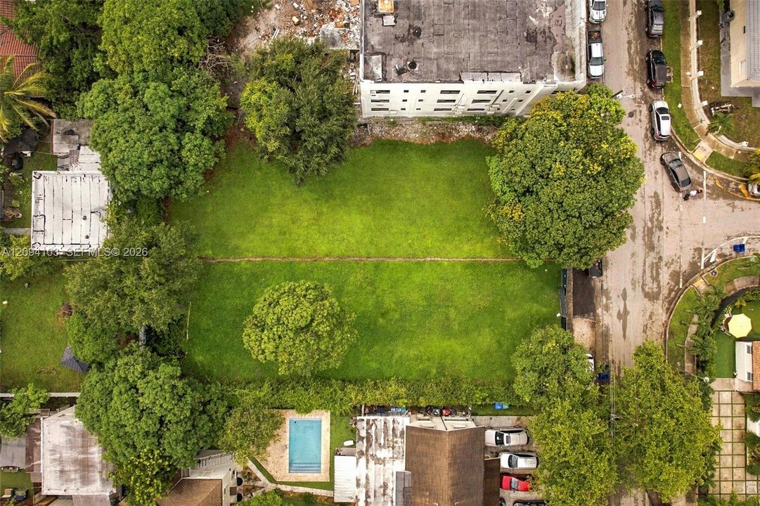 На продажу: $675,000 (7,500.00 acres)