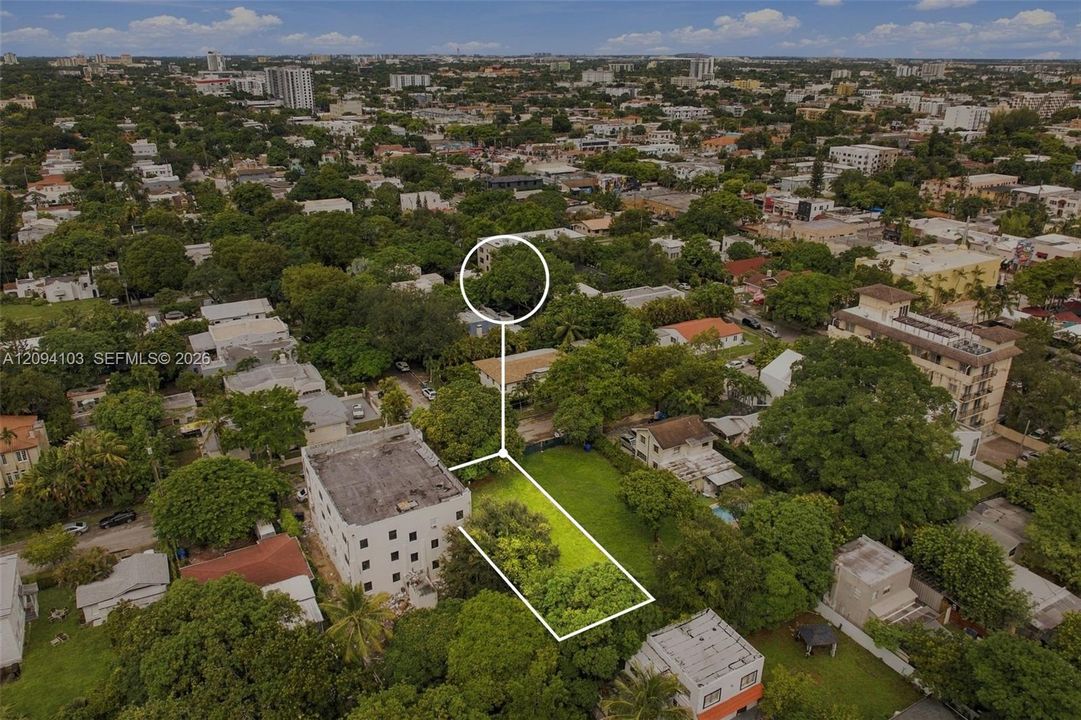 На продажу: $675,000 (7,500.00 acres)