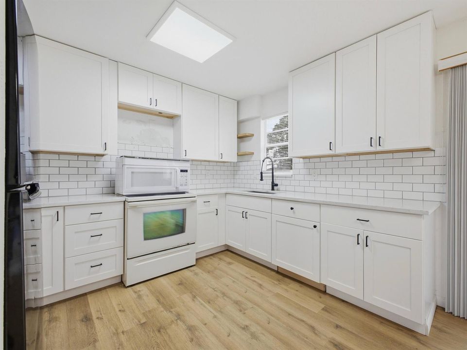 Kitchen 1