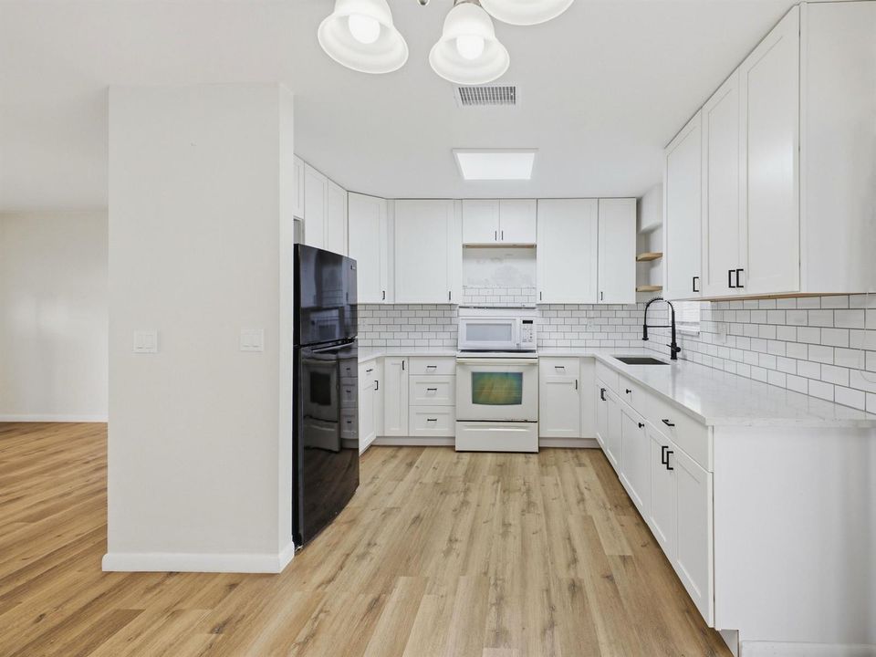 Kitchen 2