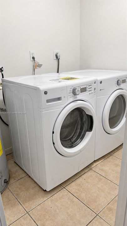 En Renta: $2,450 (3 camas, 1 baños, 1176 Pies cuadrados)