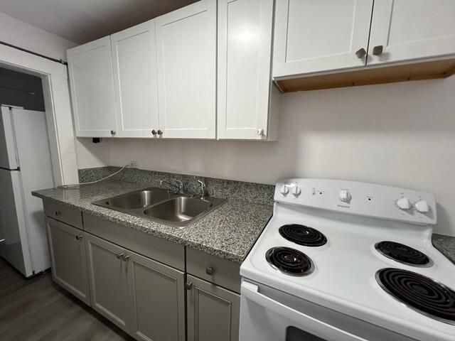 1331-1 kitchen2