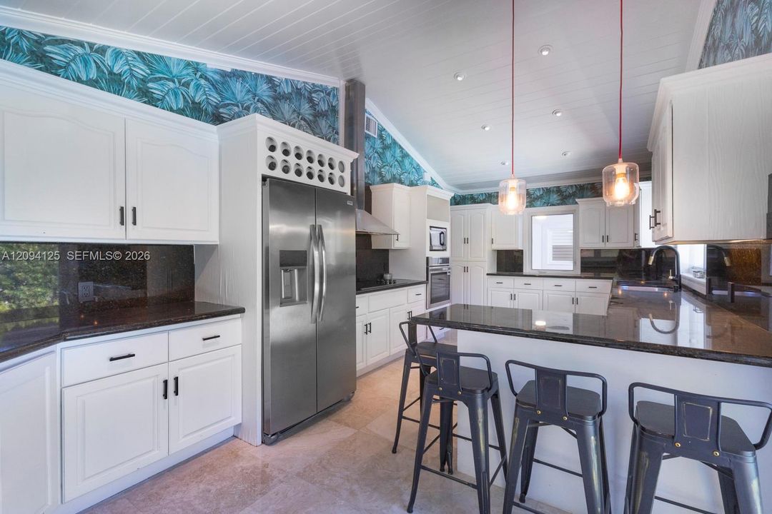 For Rent: $14,500 (3 beds, 3 baths, 3093 Square Feet)