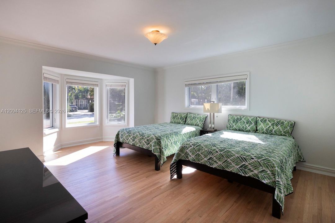 For Rent: $14,500 (3 beds, 3 baths, 3093 Square Feet)