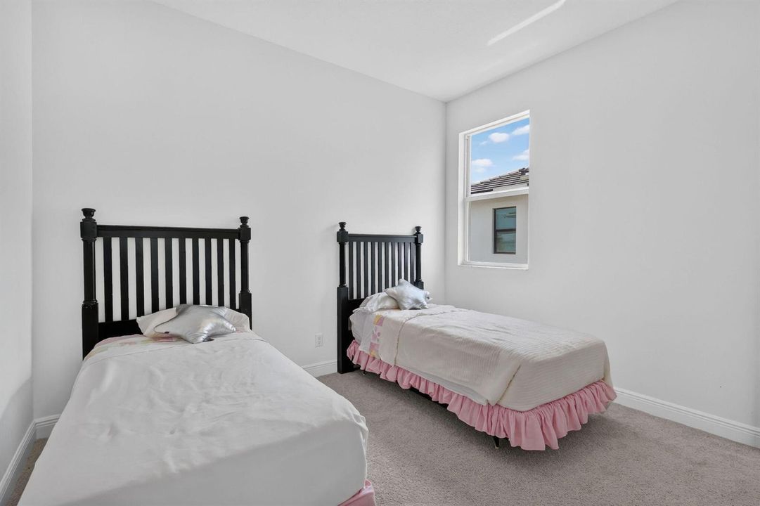 37-web-or-mls-5P1A9306