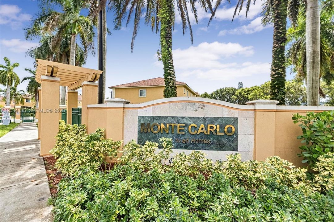 For Sale: $399,900 (3 beds, 2 baths, 1356 Square Feet)