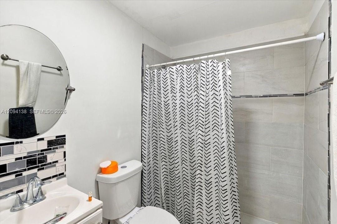 For Sale: $580,000 (3 beds, 2 baths, 1600 Square Feet)