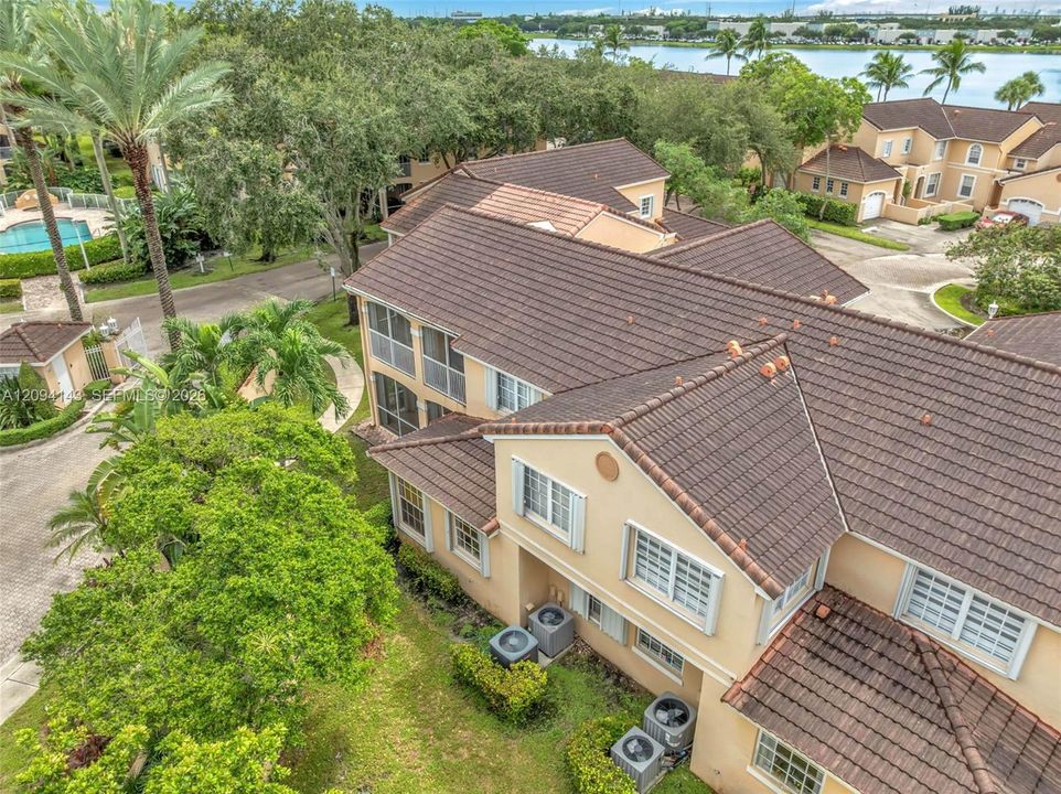 For Sale: $499,900 (3 beds, 2 baths, 1525 Square Feet)