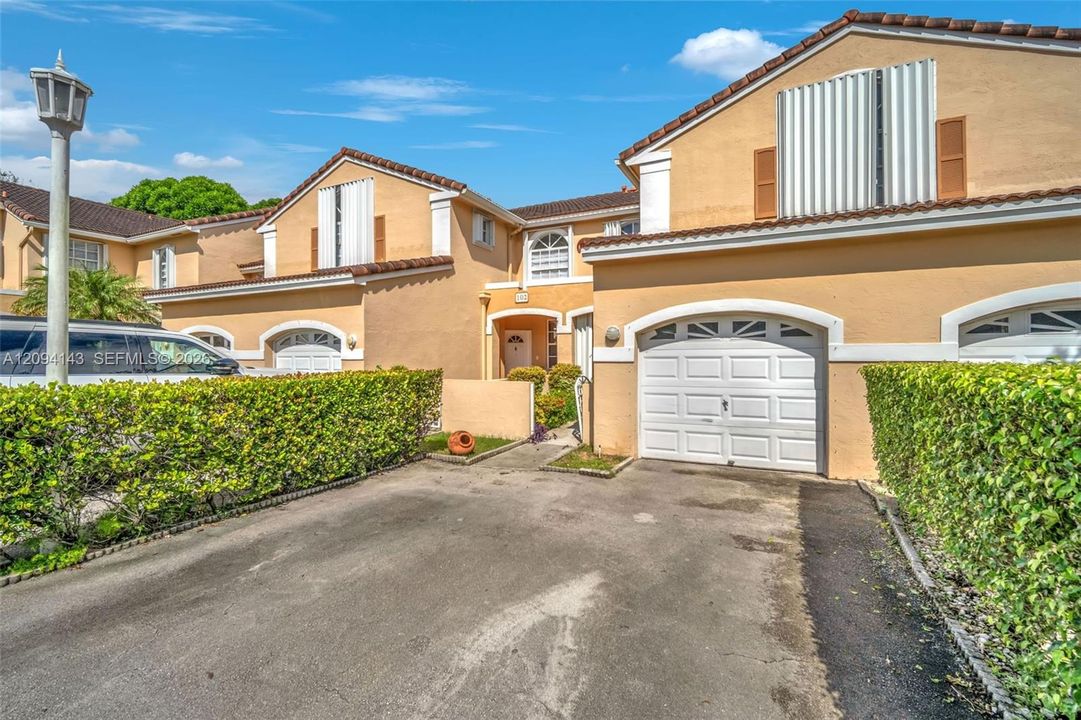 For Sale: $499,900 (3 beds, 2 baths, 1525 Square Feet)