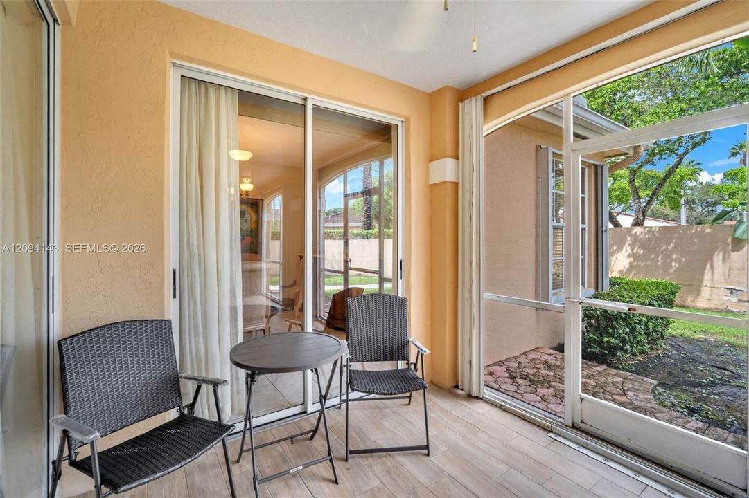 For Sale: $499,900 (3 beds, 2 baths, 1525 Square Feet)