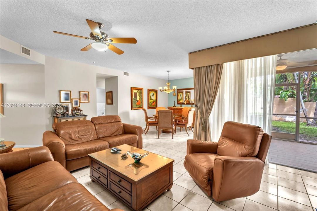 For Sale: $499,900 (3 beds, 2 baths, 1525 Square Feet)