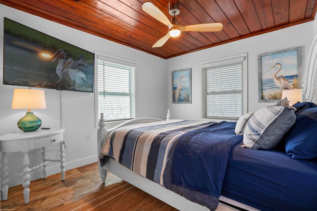 307 Granada St 038