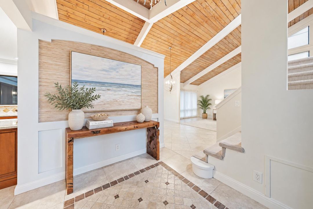 Foyer - Virtually Staged