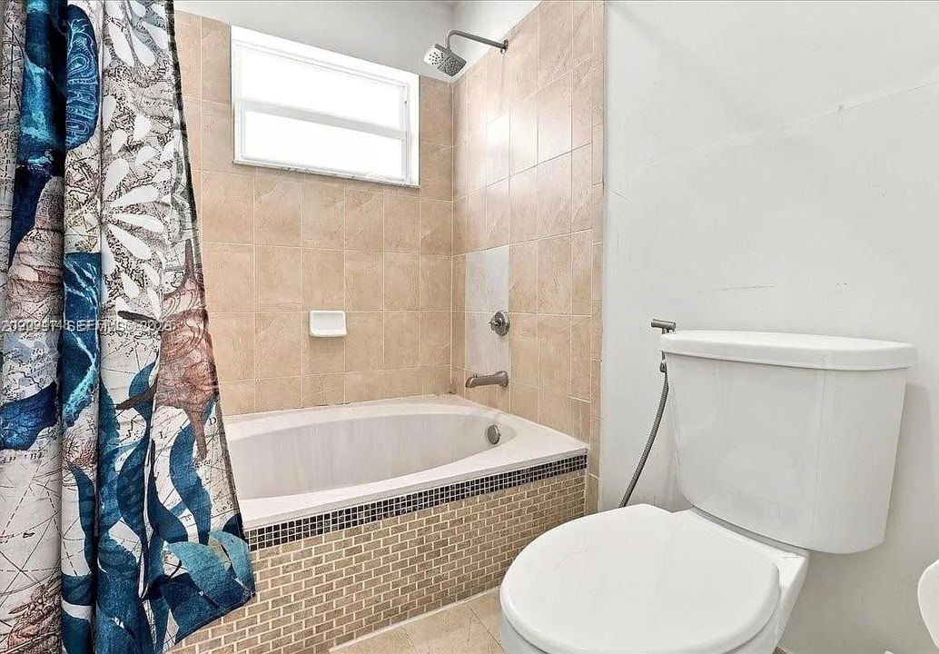 На продажу: $460,000 (3 спален, 2 ванн, 1458 Квадратных фут)
