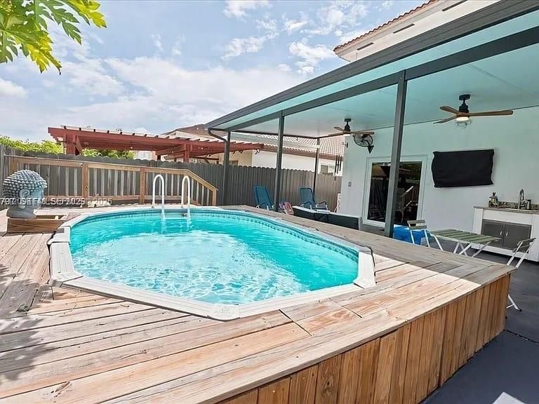 На продажу: $460,000 (3 спален, 2 ванн, 1458 Квадратных фут)