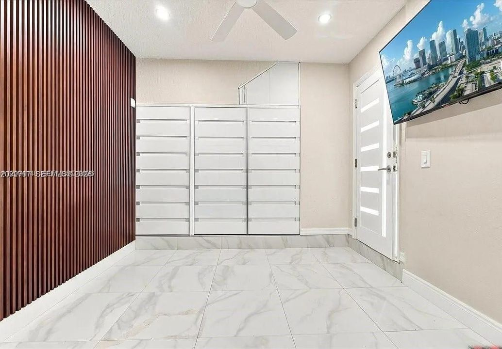 На продажу: $460,000 (3 спален, 2 ванн, 1458 Квадратных фут)