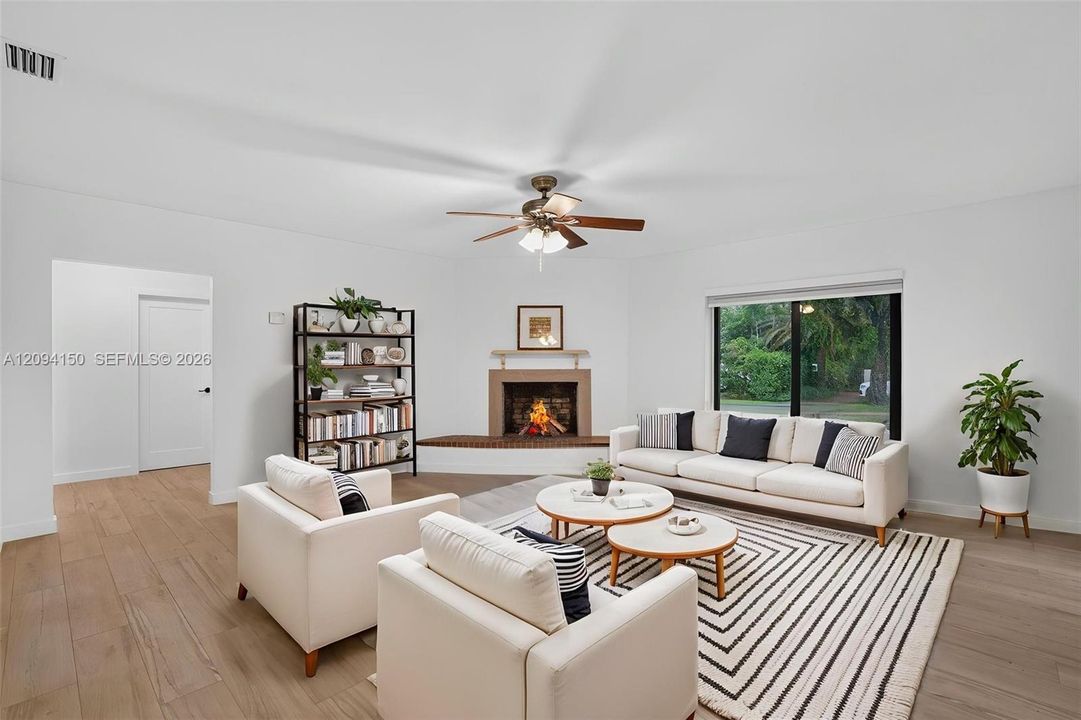 For Sale: $1,275,000 (3 beds, 2 baths, 1492 Square Feet)