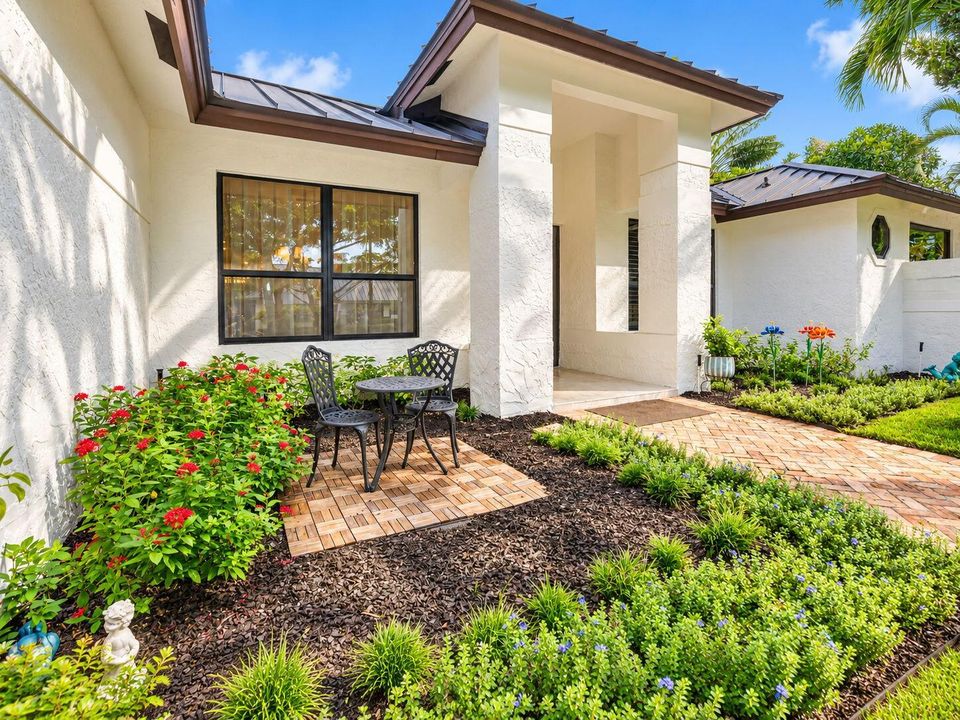 4-web-or-mls-1985 Parkside (17)