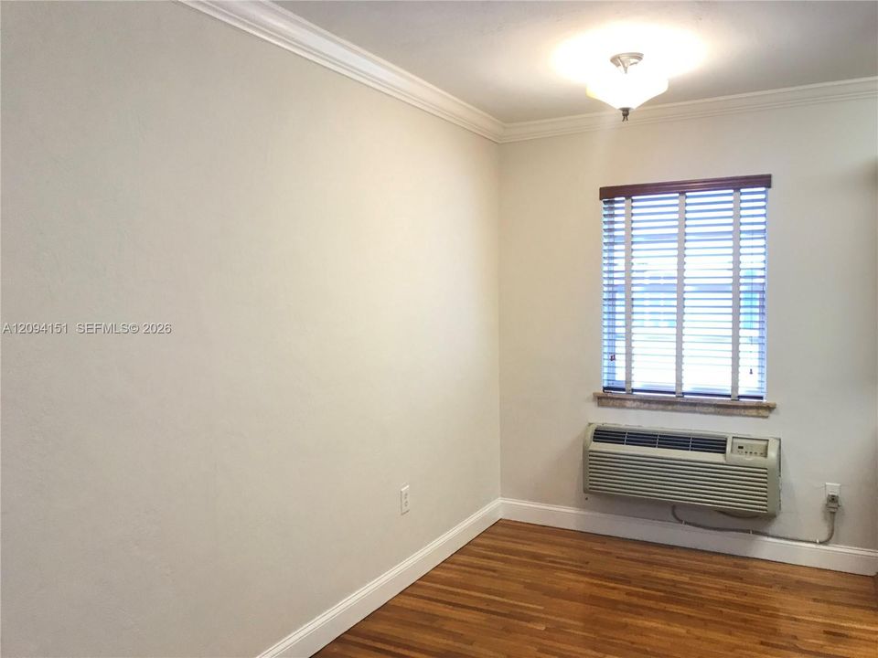 В аренду: $1,999 (1 спален, 1 ванн, 560 Квадратных фут)
